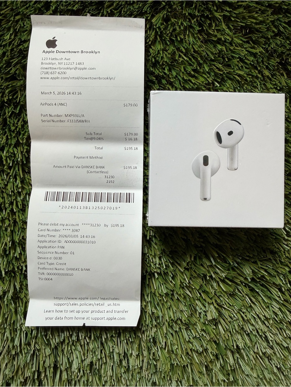 Apple AirPods 4 (ANC) with Charging Case - White